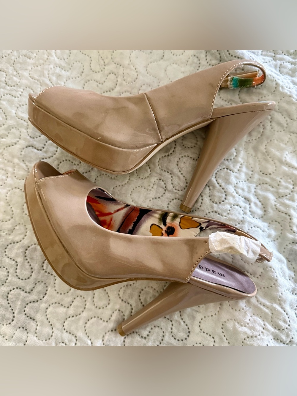 Madden Girl Sexy Tan Patent Platform Pumps - Sz 7 (Never Worn)
